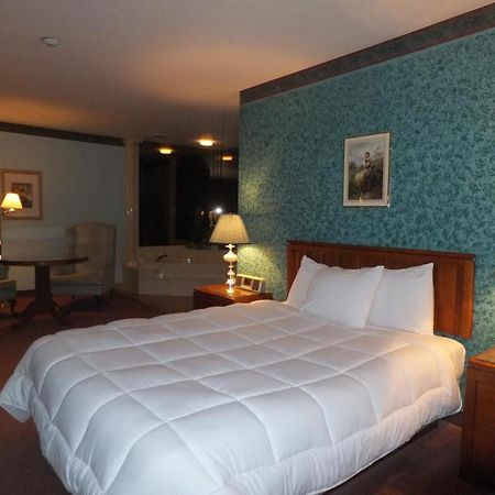 Ivy Rose Motor Inn Windsor Buitenkant foto