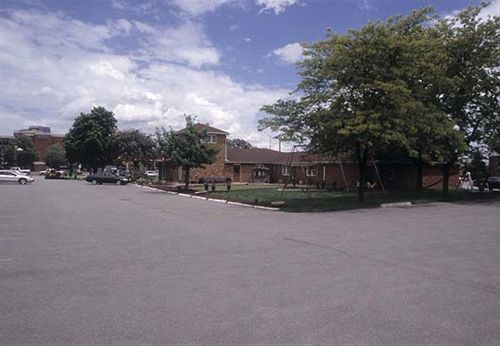 Ivy Rose Motor Inn Windsor Buitenkant foto